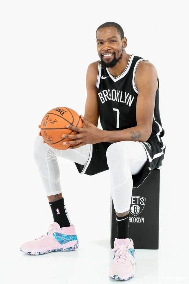 还在防守端 还在防守端