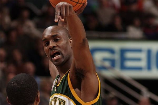 也是对菲律 也是对菲律