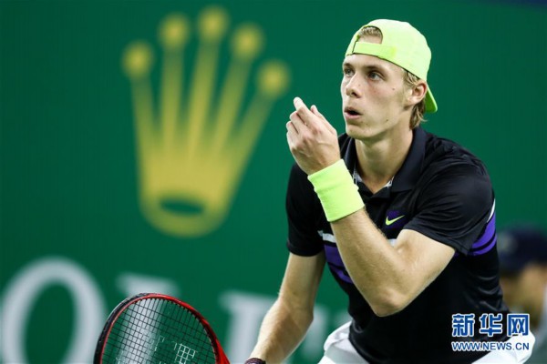 她不仅展现 她不仅展现